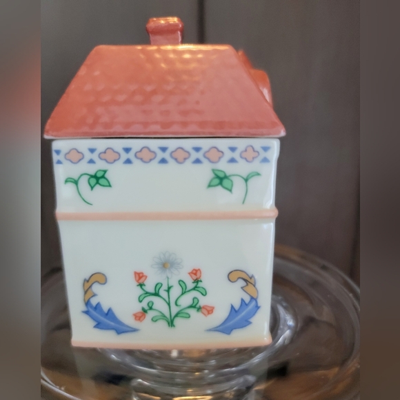 Lenox Vintage 1994 Canterbury Crossing Nutmeg Spice Jar - Picture 3 of 6